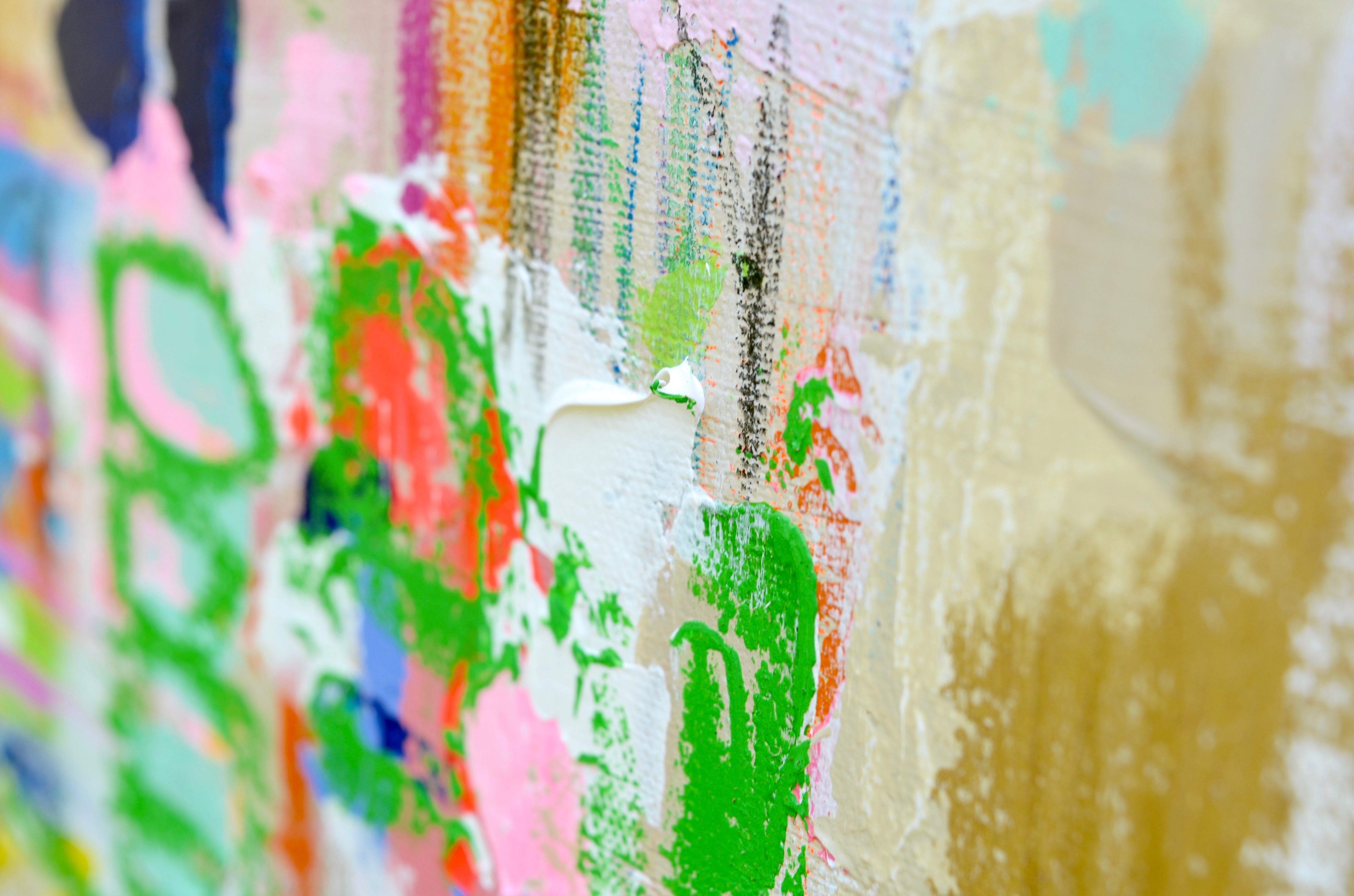 A Big Chill of White And...